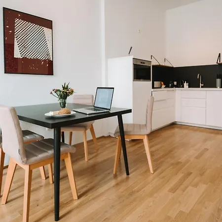 Johannesstr Apartment *